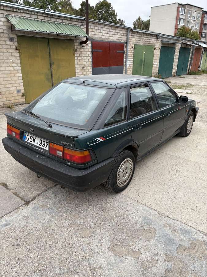 Honda Concerto, 1.5 l., hatchback