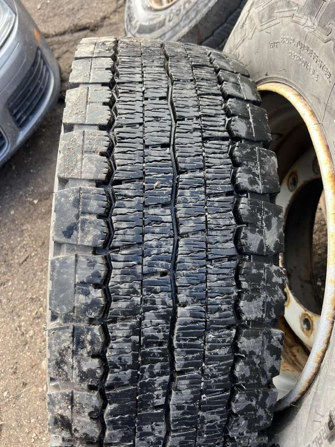 Jinyu, зимние 315/70 R22,5