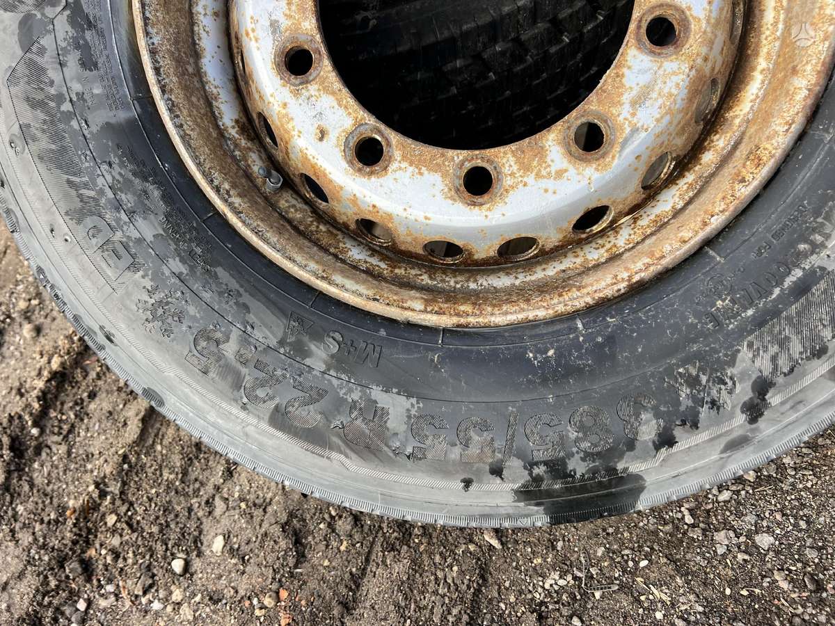 Continental, всесезонные 385/55 R22,5