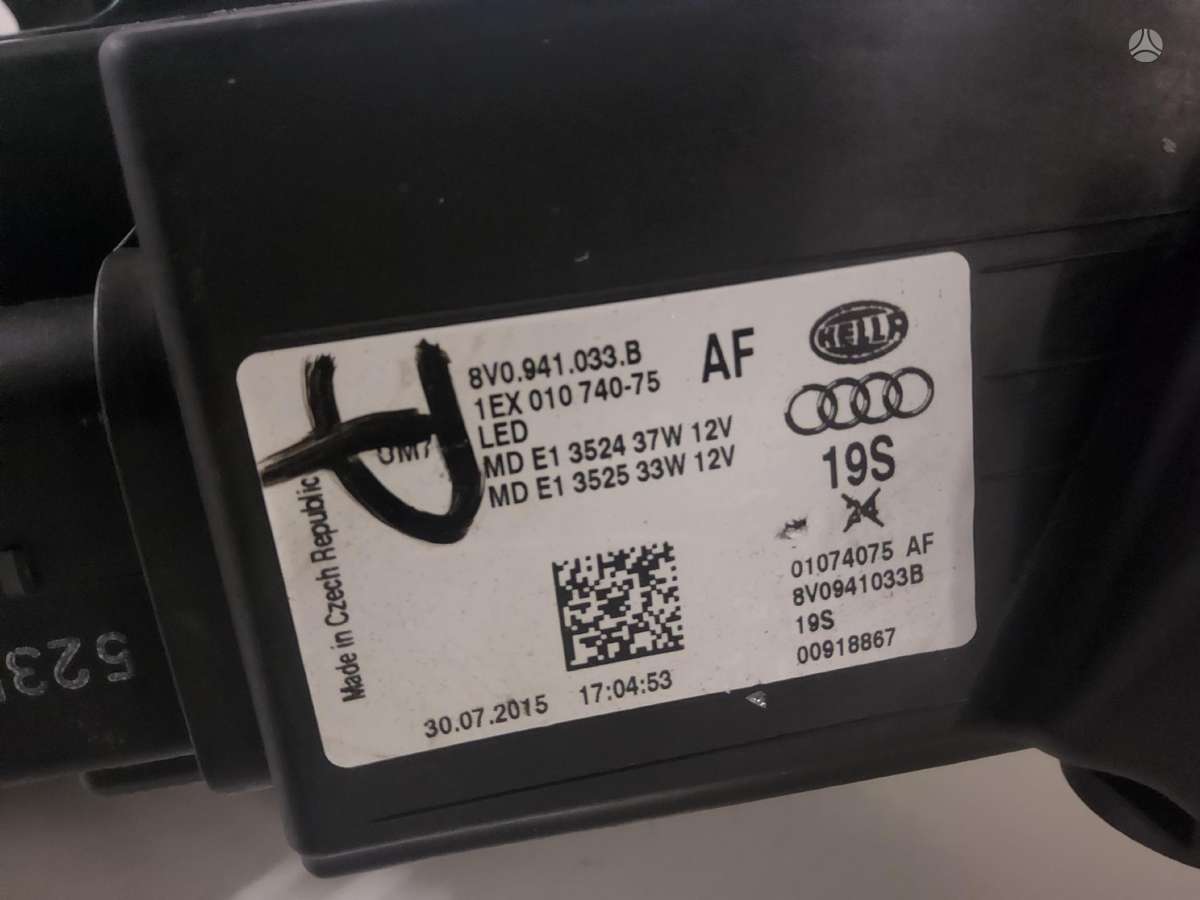 Audi A3, 8V0941033B, Checbekas