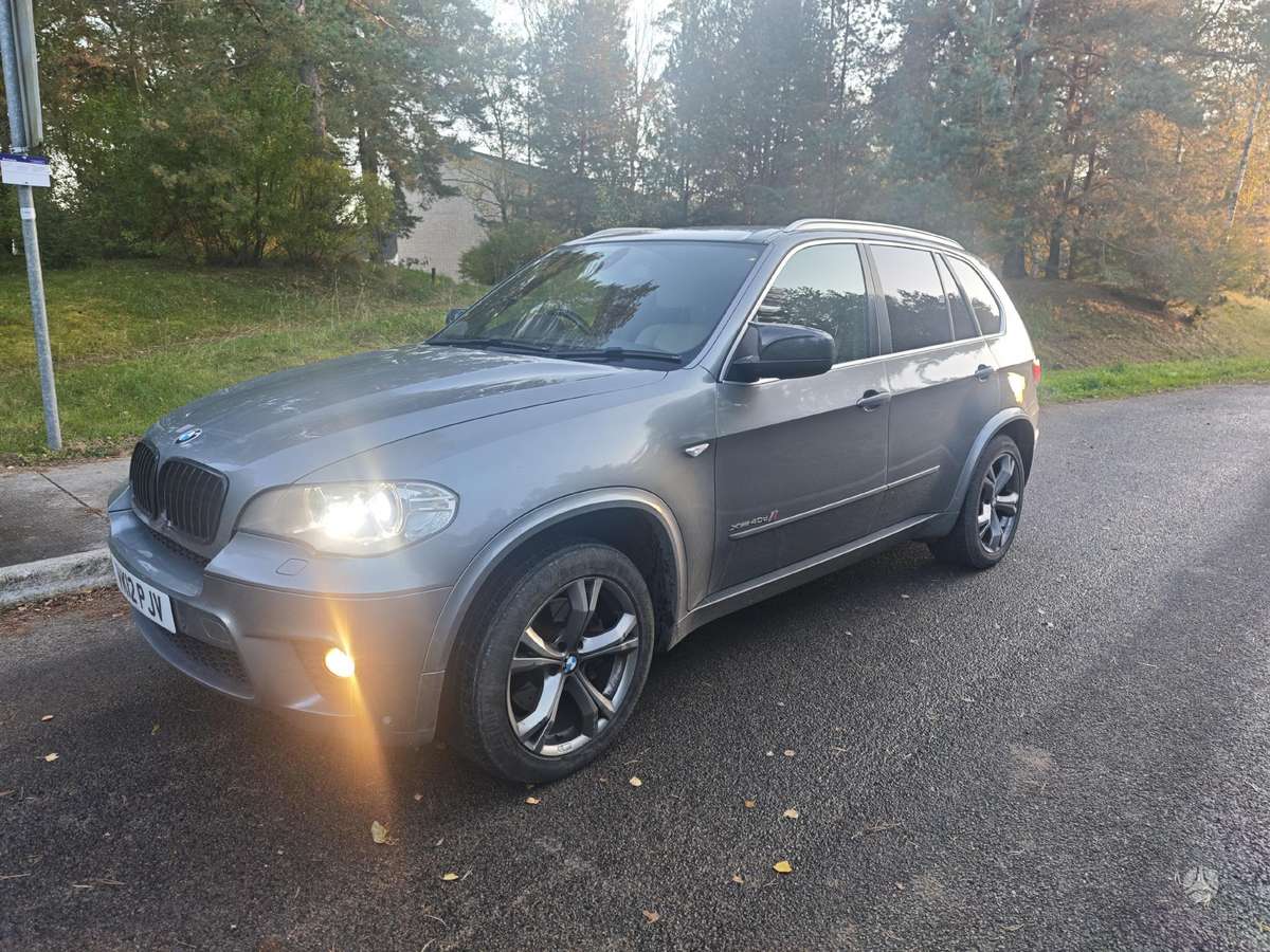 BMW X5 A52