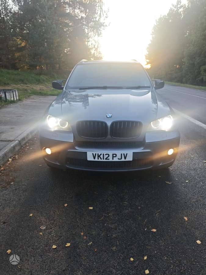 BMW X5 A52
