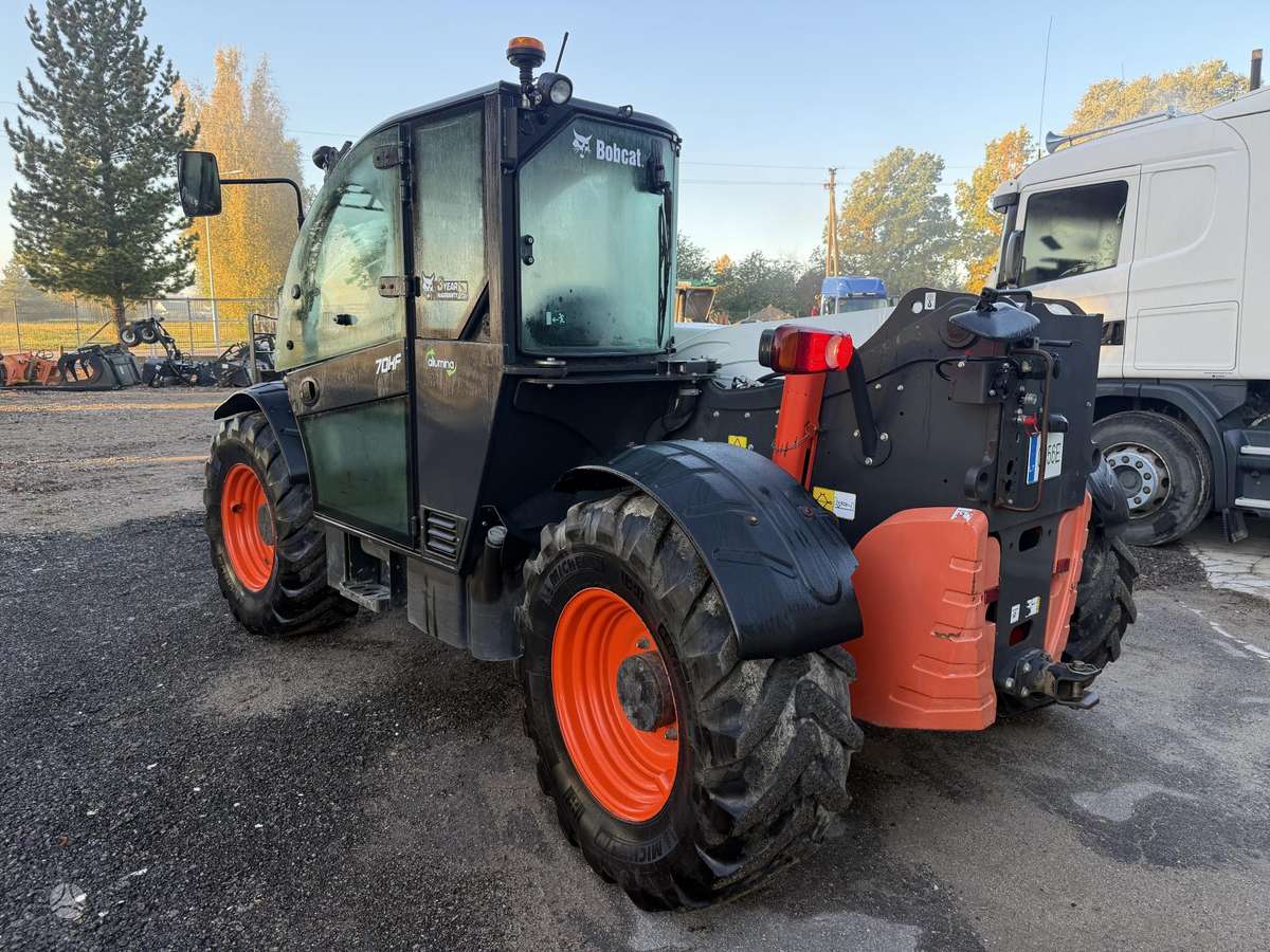 Bobcat Tl38.70, self-propelled loaders