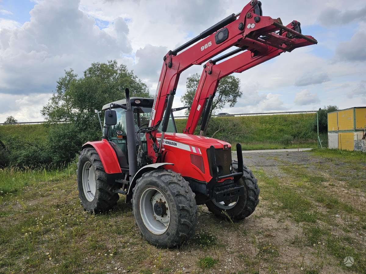 Massey Ferguson 5475, traktoriai