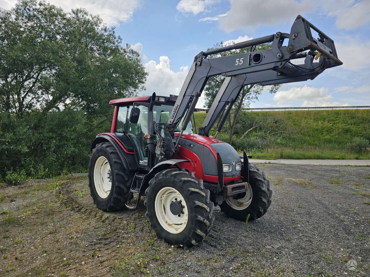 Valtra N121, тракторы