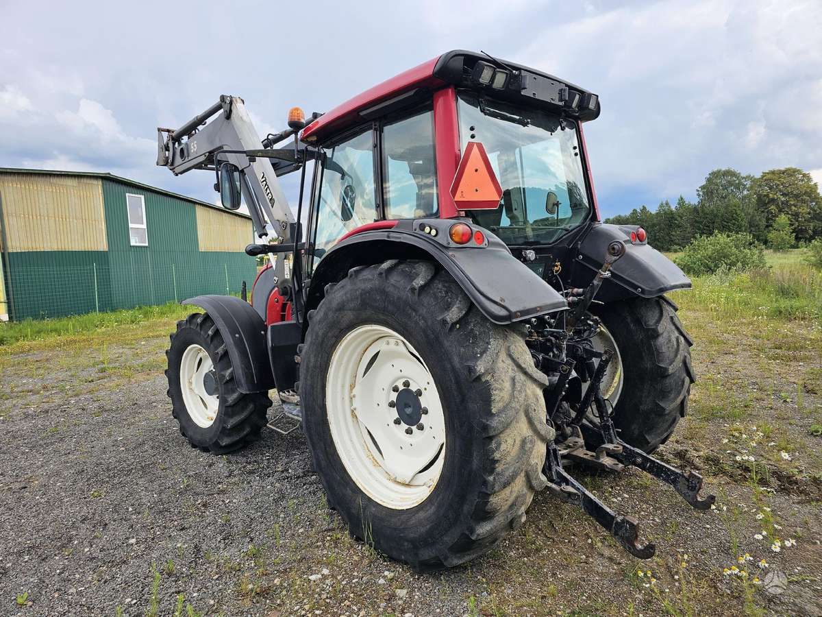 Valtra N121, тракторы