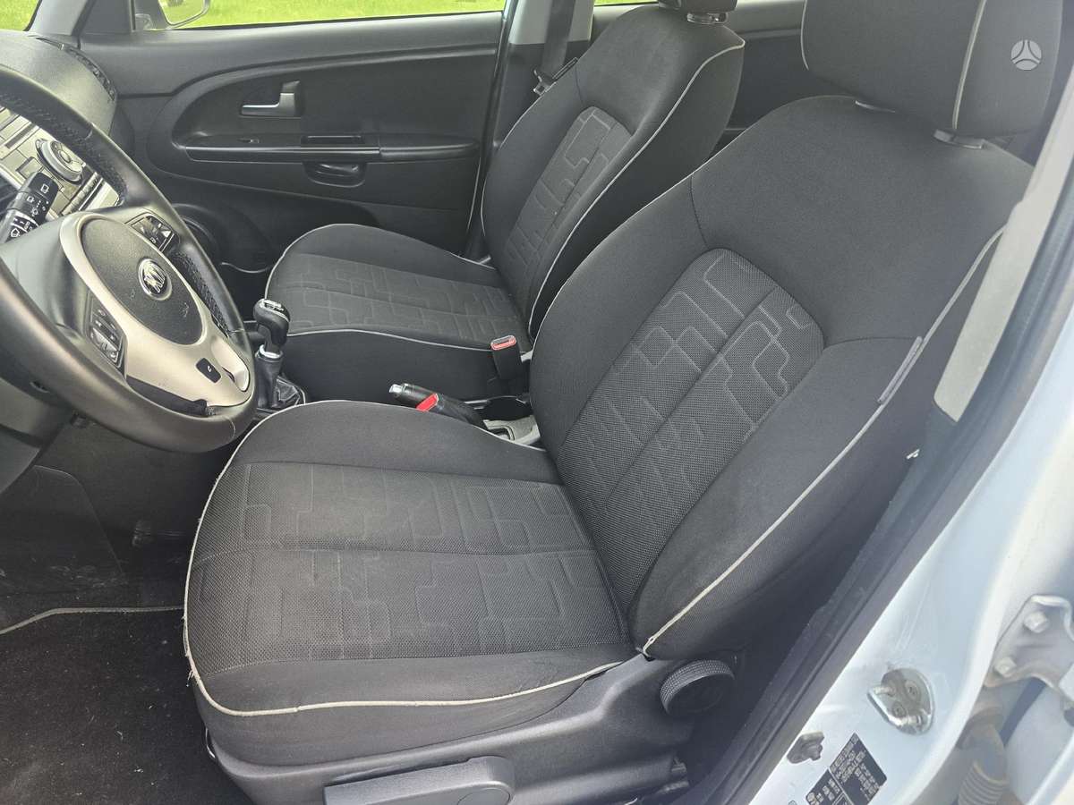 Kia Venga, 1.6 l., hatchback