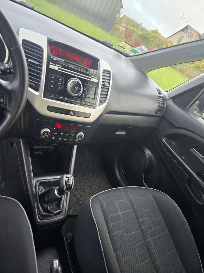 Kia Venga, 1.6 l., hatchback