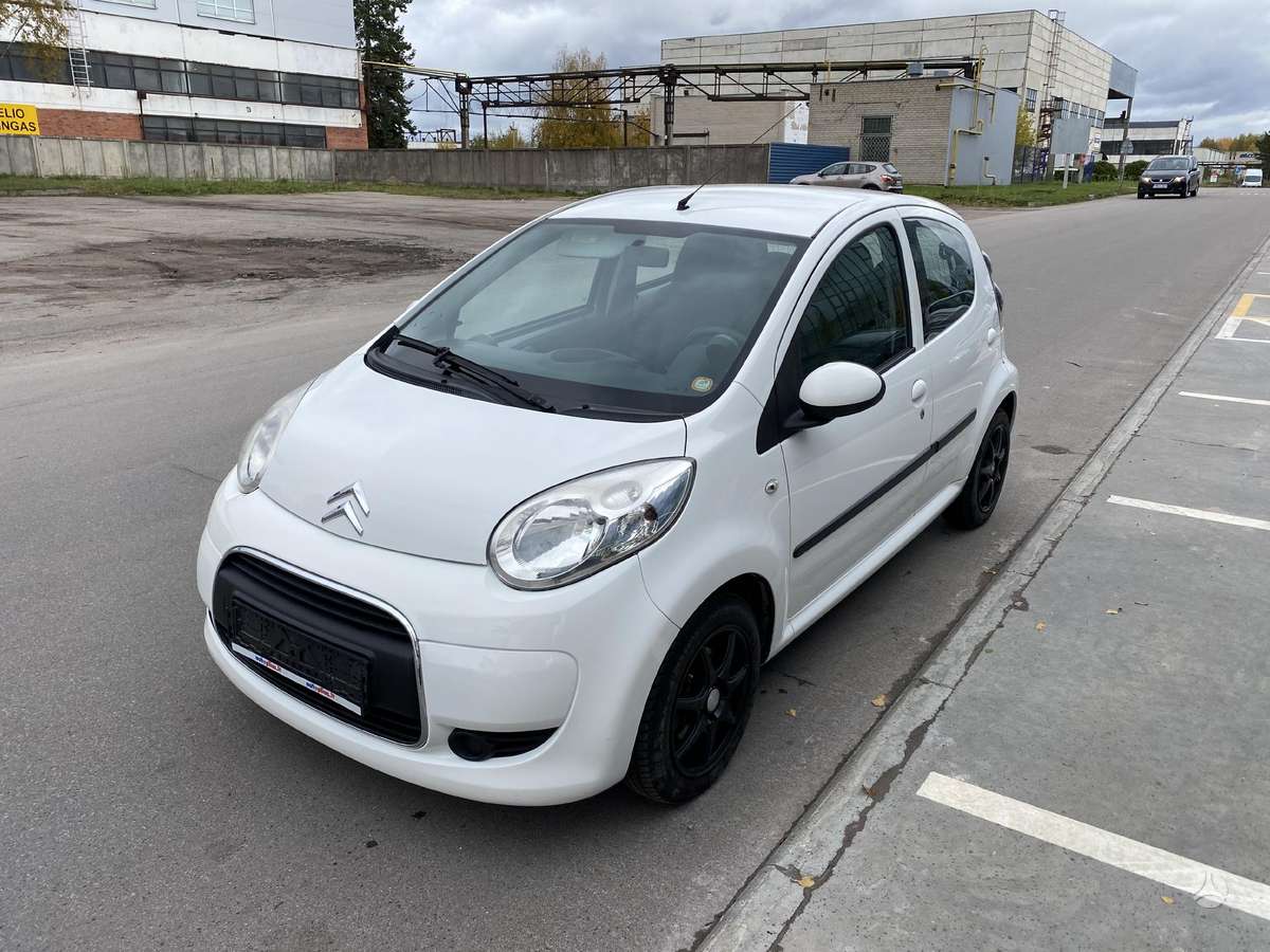 Citroen C1, 1.0 l., Хэтчбек
