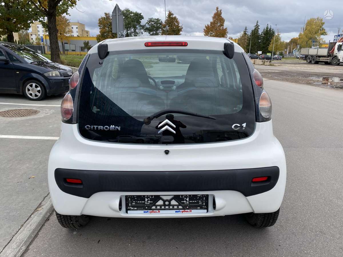 Citroen C1, 1.0 l., Хэтчбек