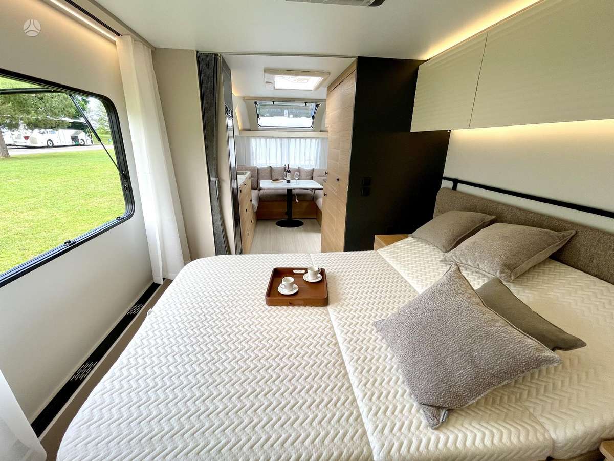 Adria Adora 613 UT, кемперы