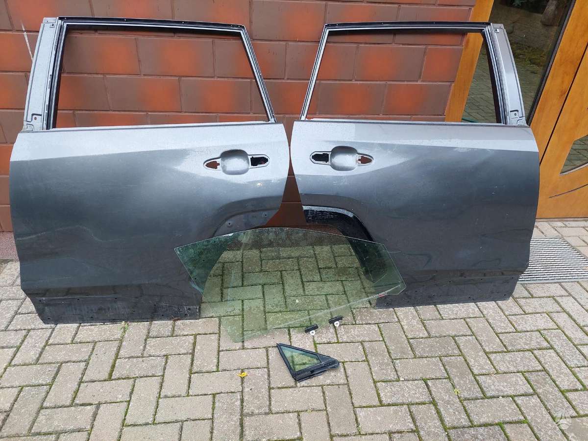Toyota RAV4 детали кузова