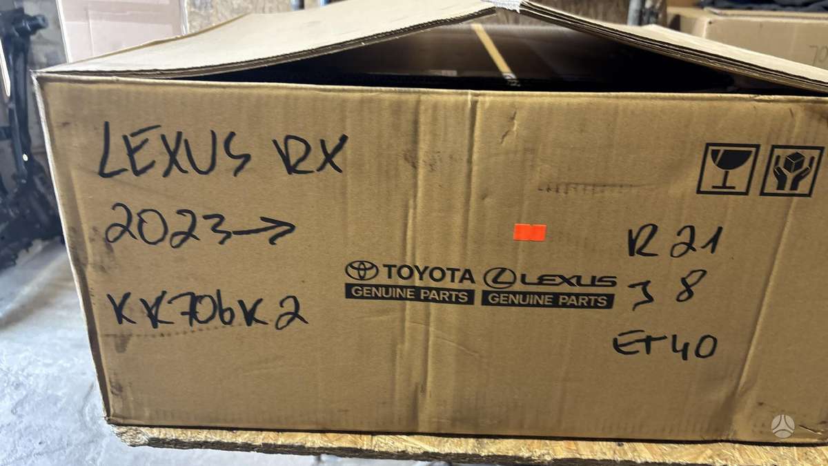Lexus RX klasė Cen28994