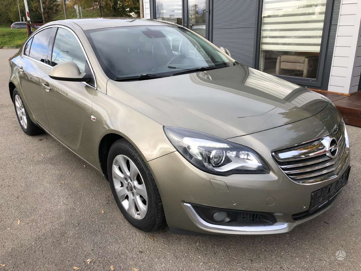 Opel Insignia, 2.0 l., hatchback