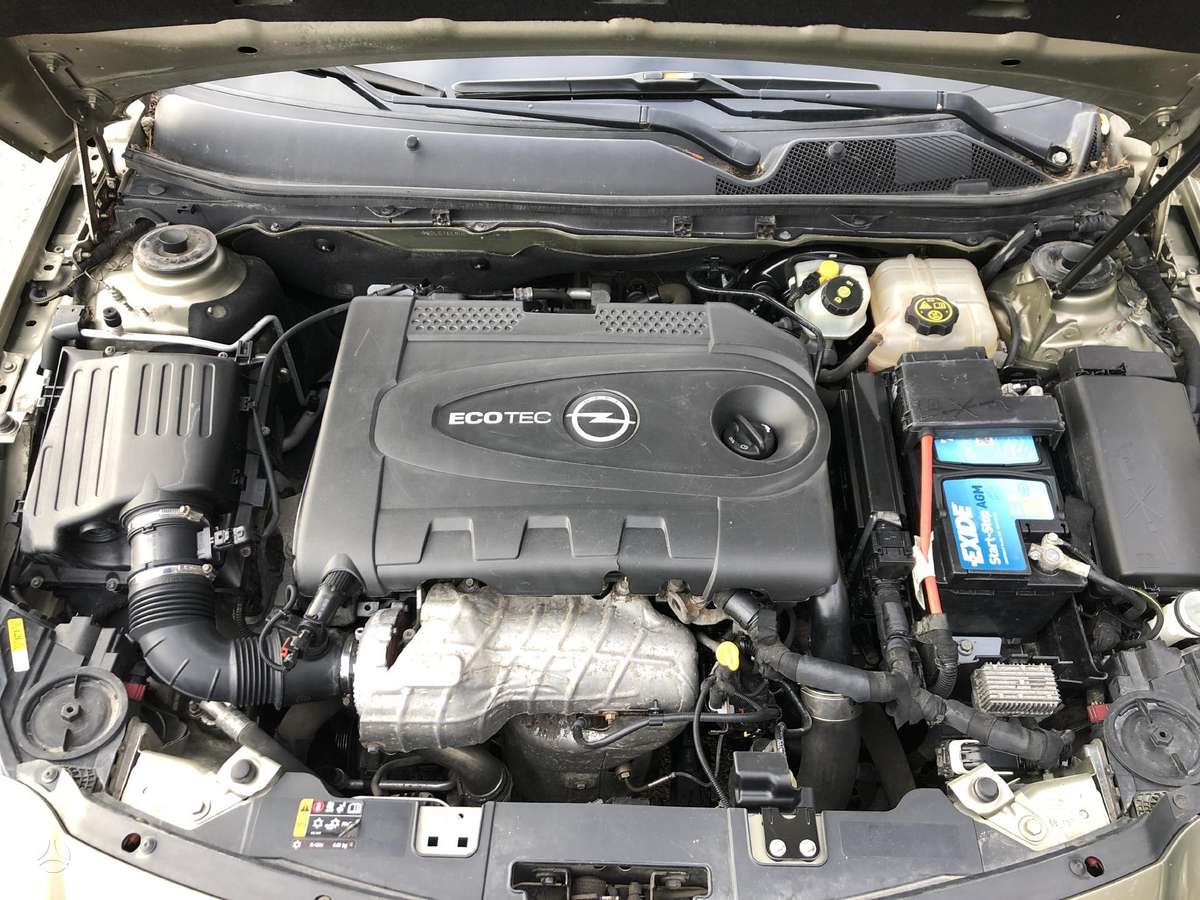 Opel Insignia, 2.0 l., hatchback