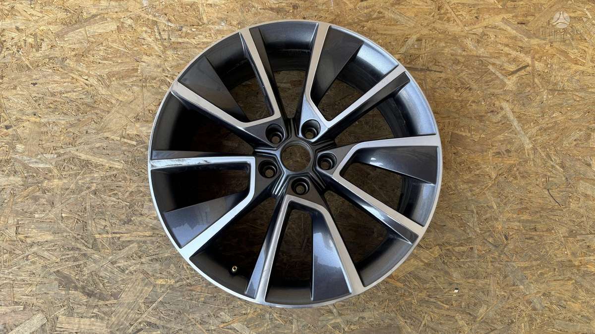 Skoda Kodiaq, 565601025, Cen29018