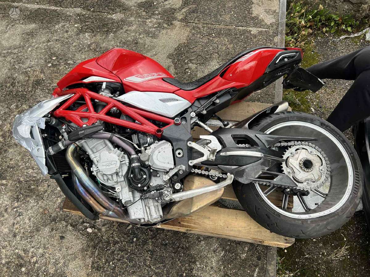 MV Agusta Brutale, street / classic
