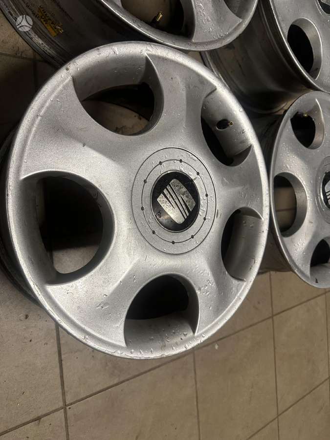 Seat, light alloy, R16