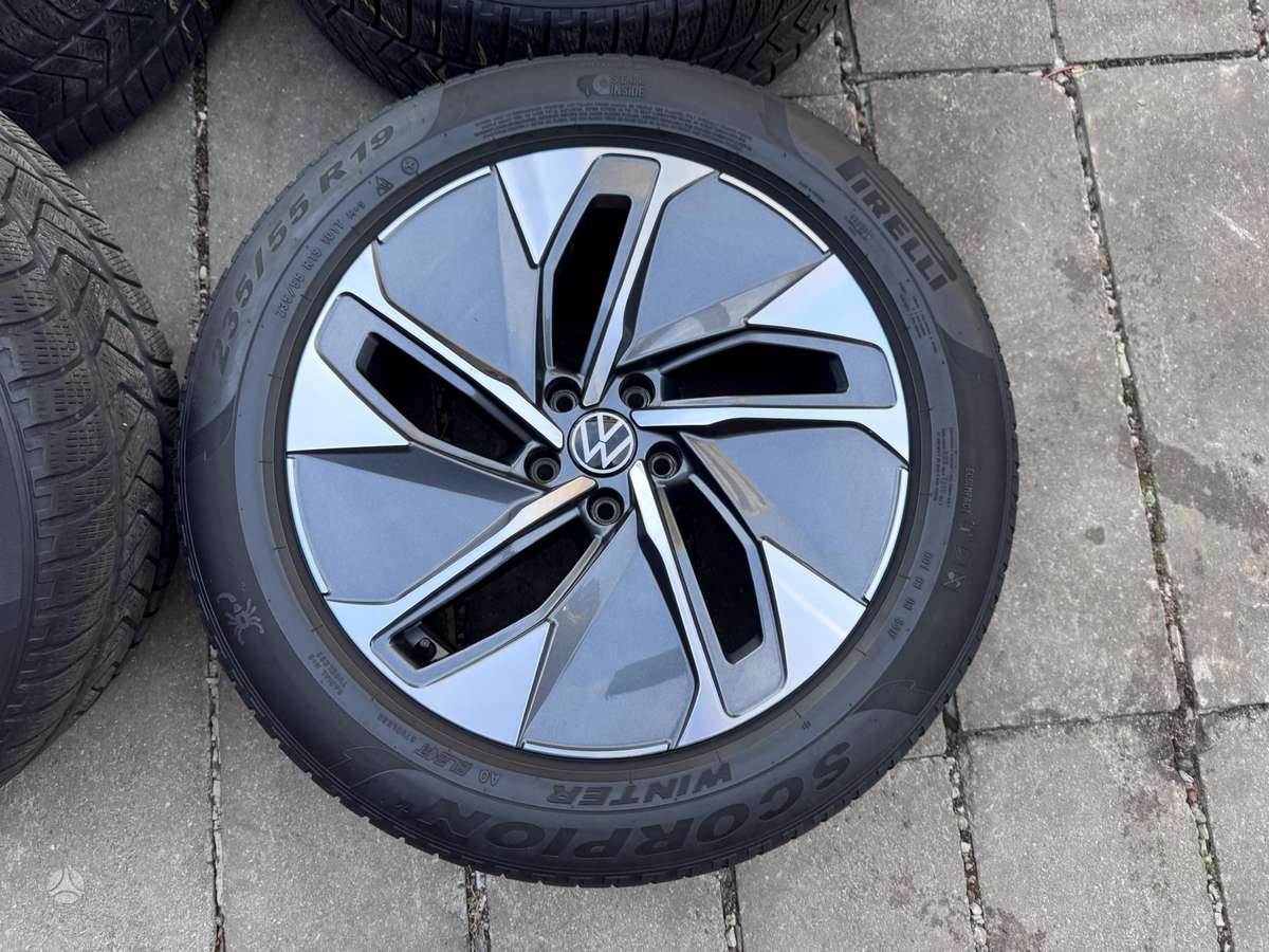 Volkswagen ID4, light alloy, R19