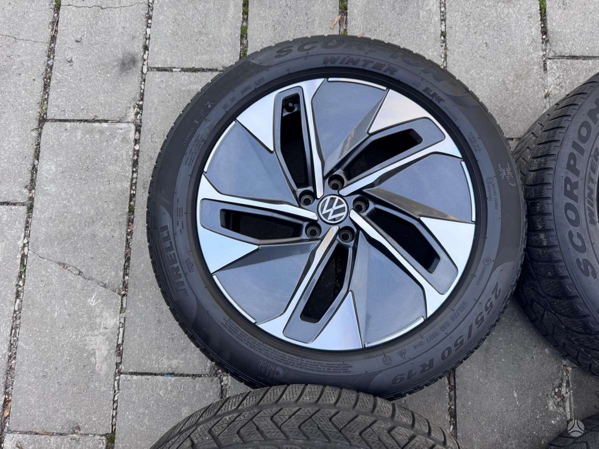 Volkswagen ID4, light alloy, R19