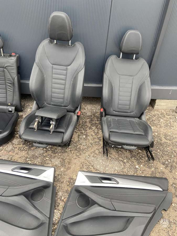 BMW X3 Europinis el salonas