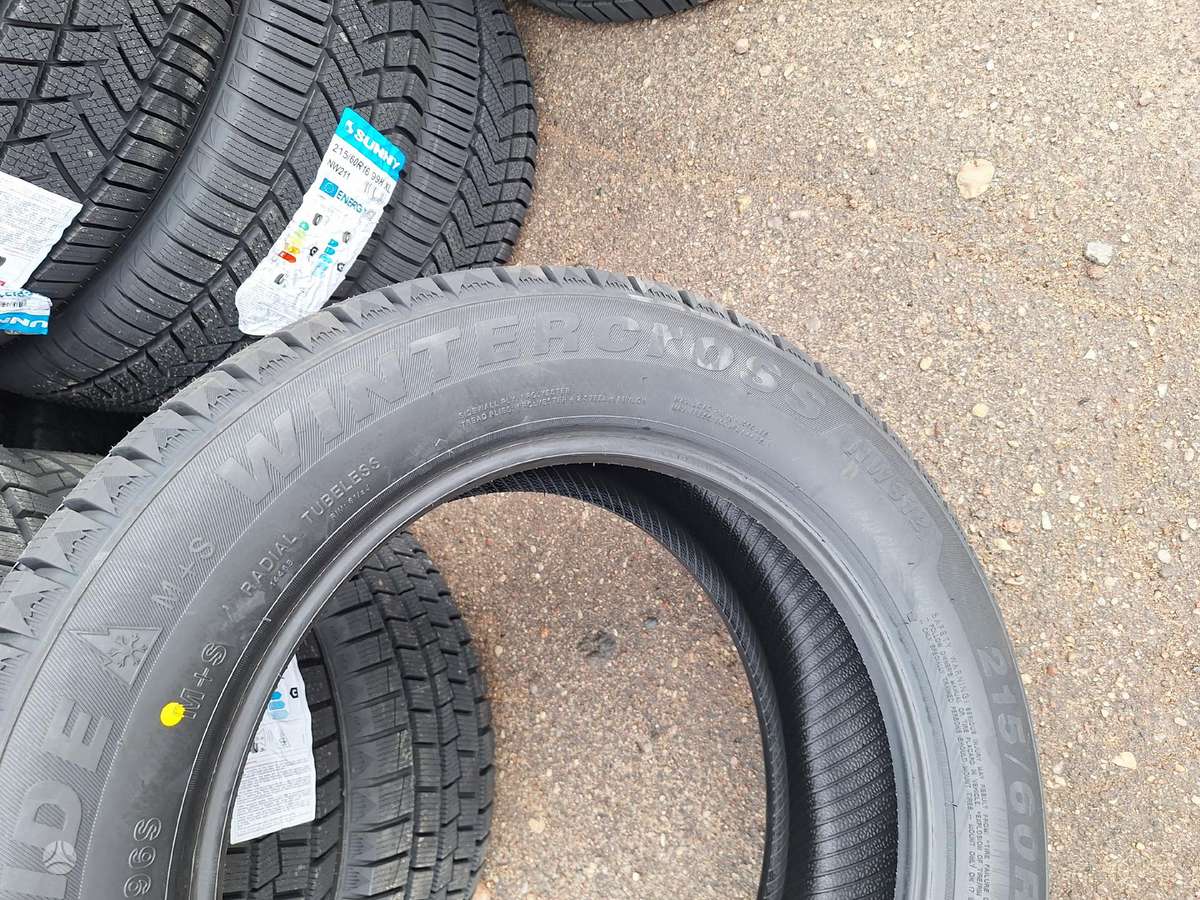 Sunny, žieminės 215/60 R17