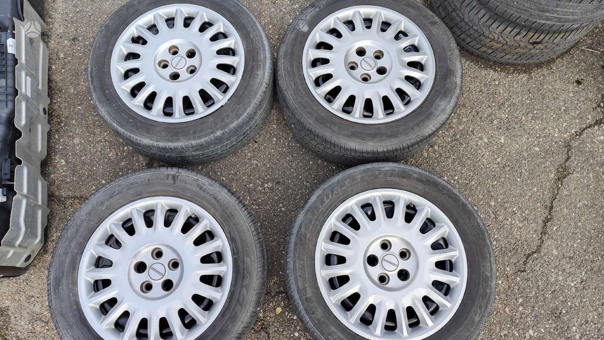 Dodge, tērauda apzīmogoti, R18