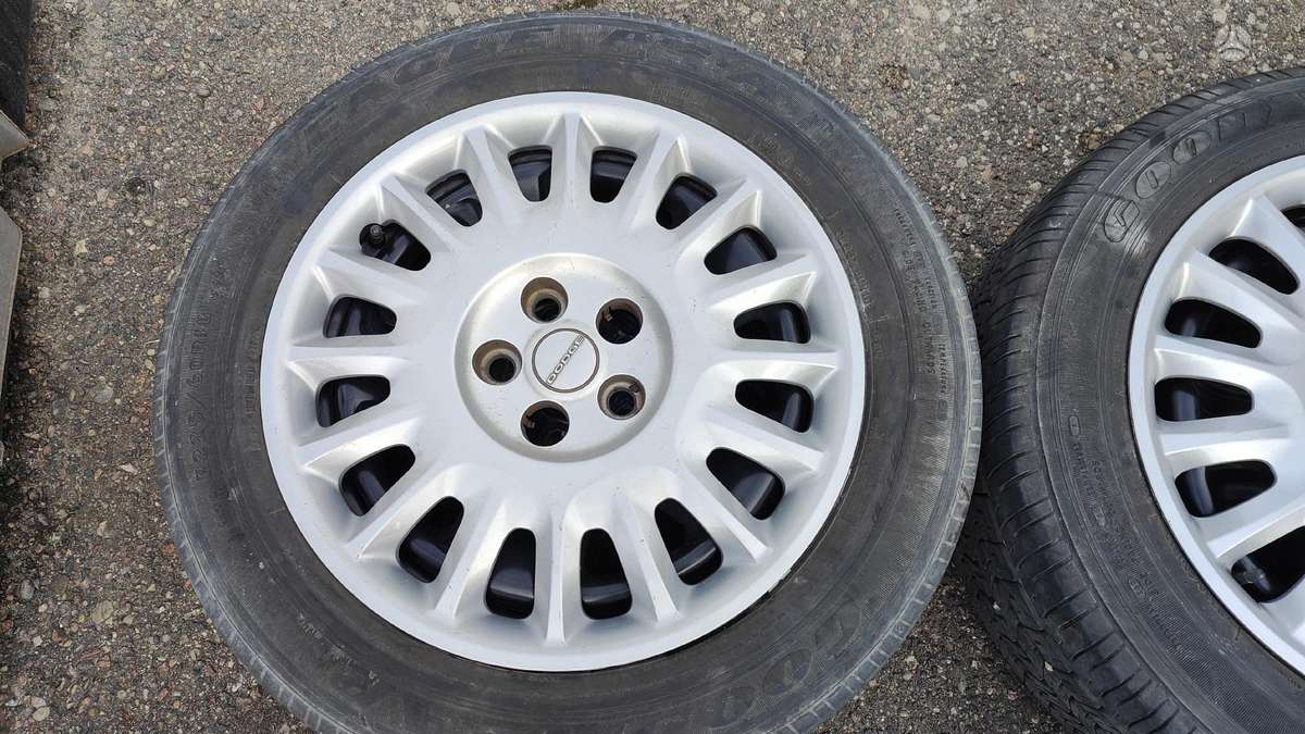 Dodge, tērauda apzīmogoti, R18
