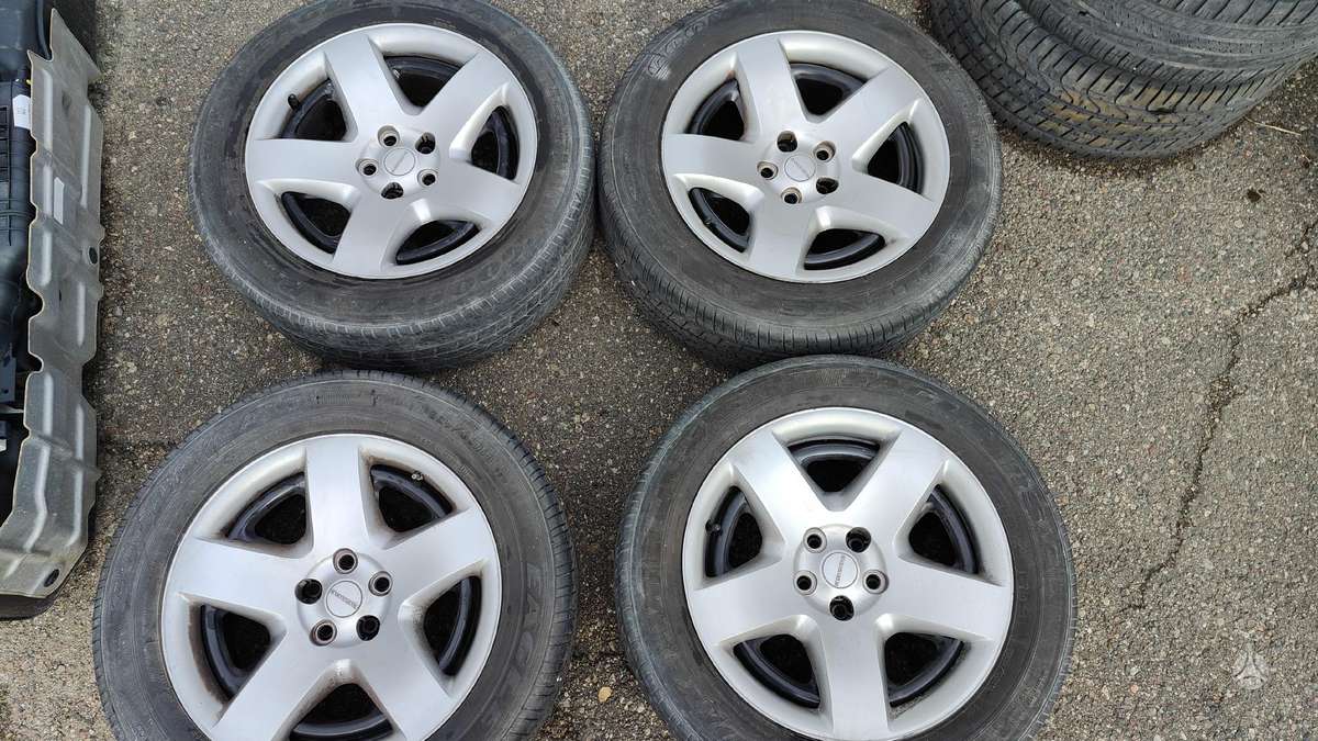 Dodge, plieniniai štampuoti, R18