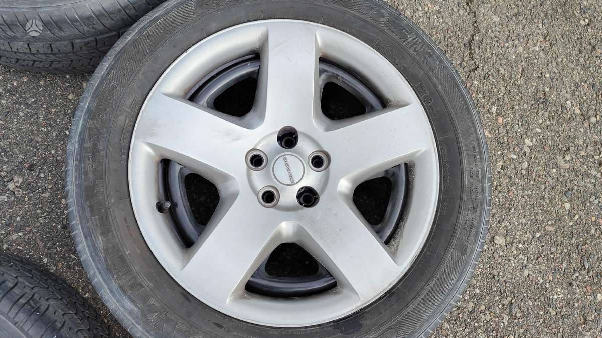 Dodge, plieniniai štampuoti, R18