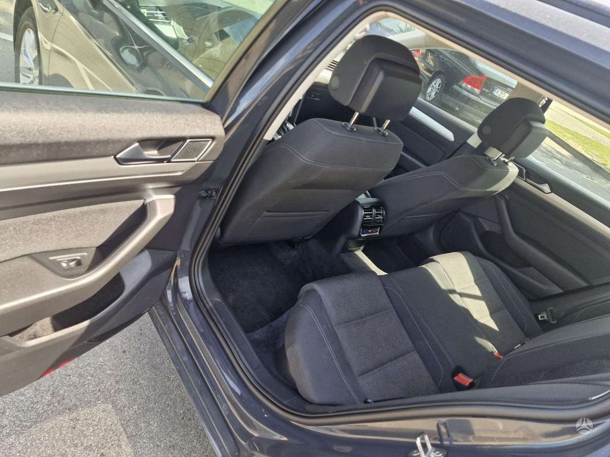 Volkswagen Passat, 2.0 l., Универсал