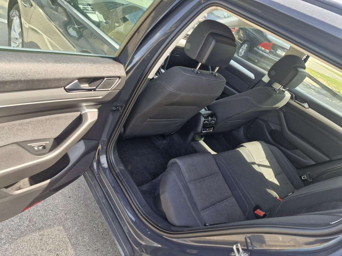 Volkswagen Passat, 2.0 l., universalas