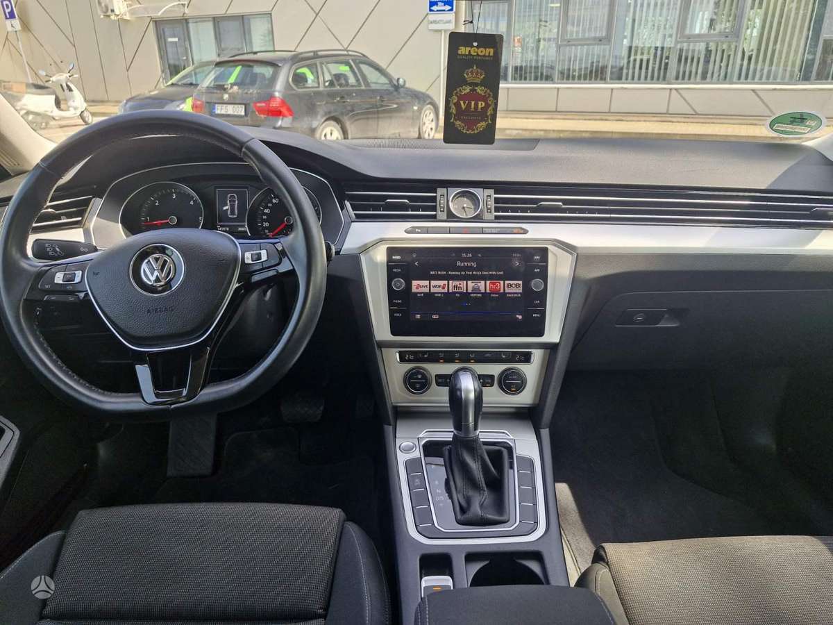 Volkswagen Passat, 2.0 l., Универсал