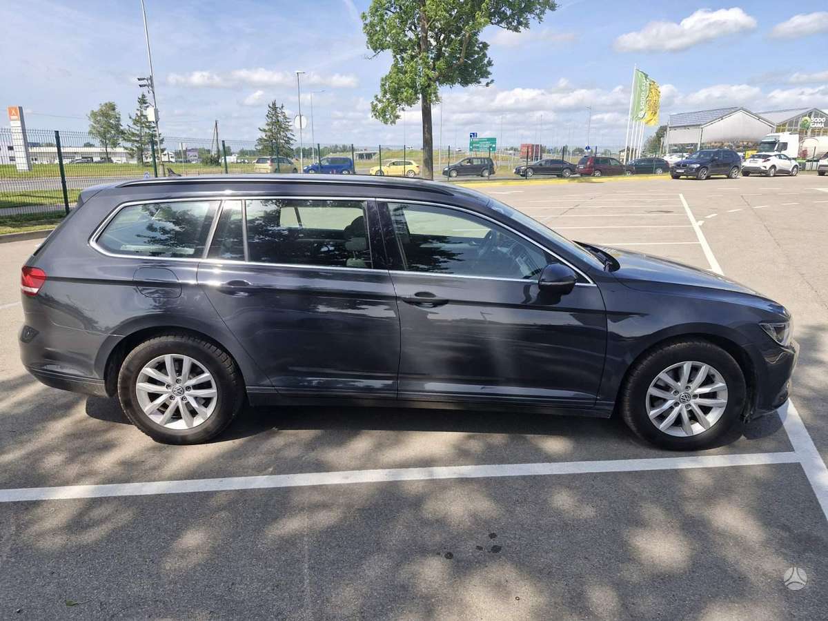 Volkswagen Passat, 2.0 l., Универсал