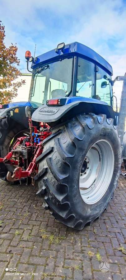 Case MX 135   McCormick MTX 140, traktoriai