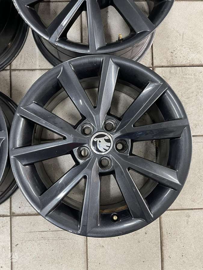 Skoda, light alloy, R16