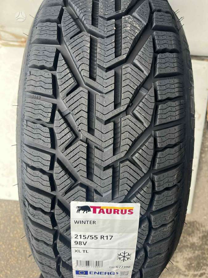 Taurus SIUNČIAME, universalios 215/55 R17