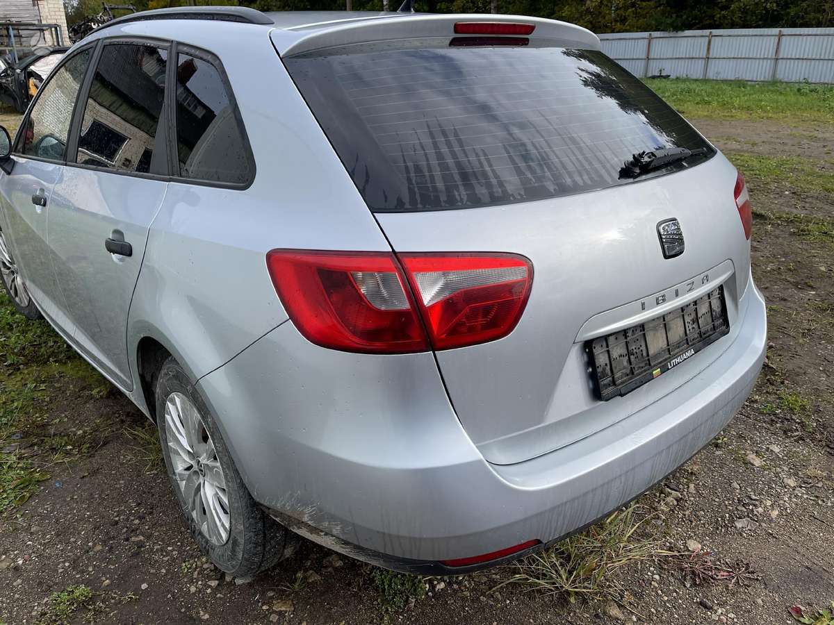Seat Ibiza по частям