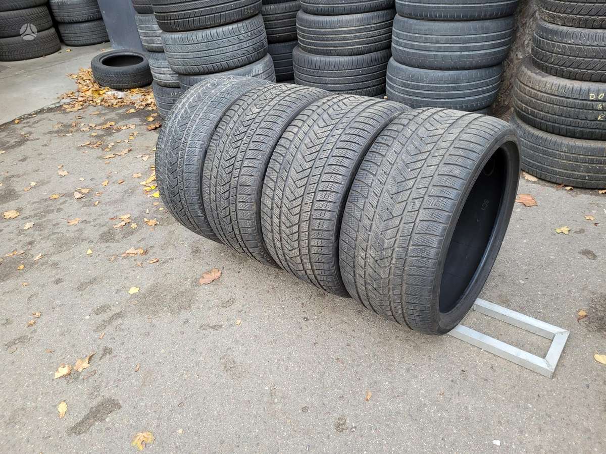 Pirelli +275/35-22, winter 315/30 R22
