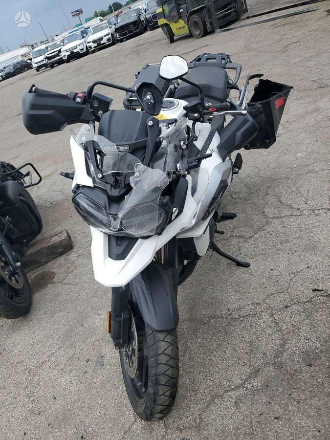 Triumph Tiger, touring / sport touring