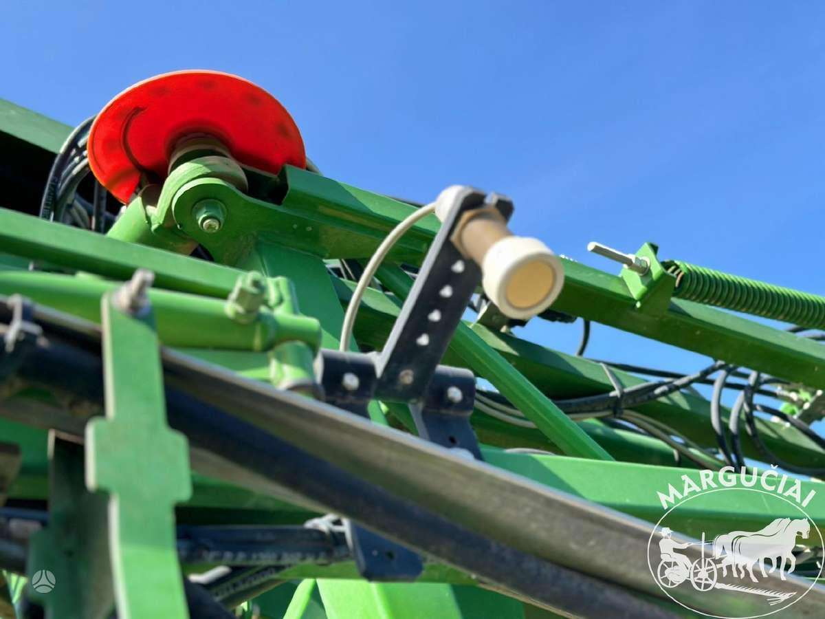 Amazone UX 3200, 3200 ltr, 24 - 28 m, sprayers