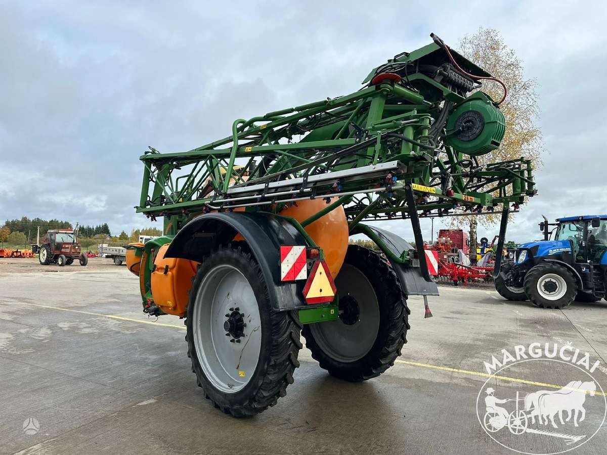 Amazone UX 3200, 3200 ltr, 24 - 28 m, sprayers