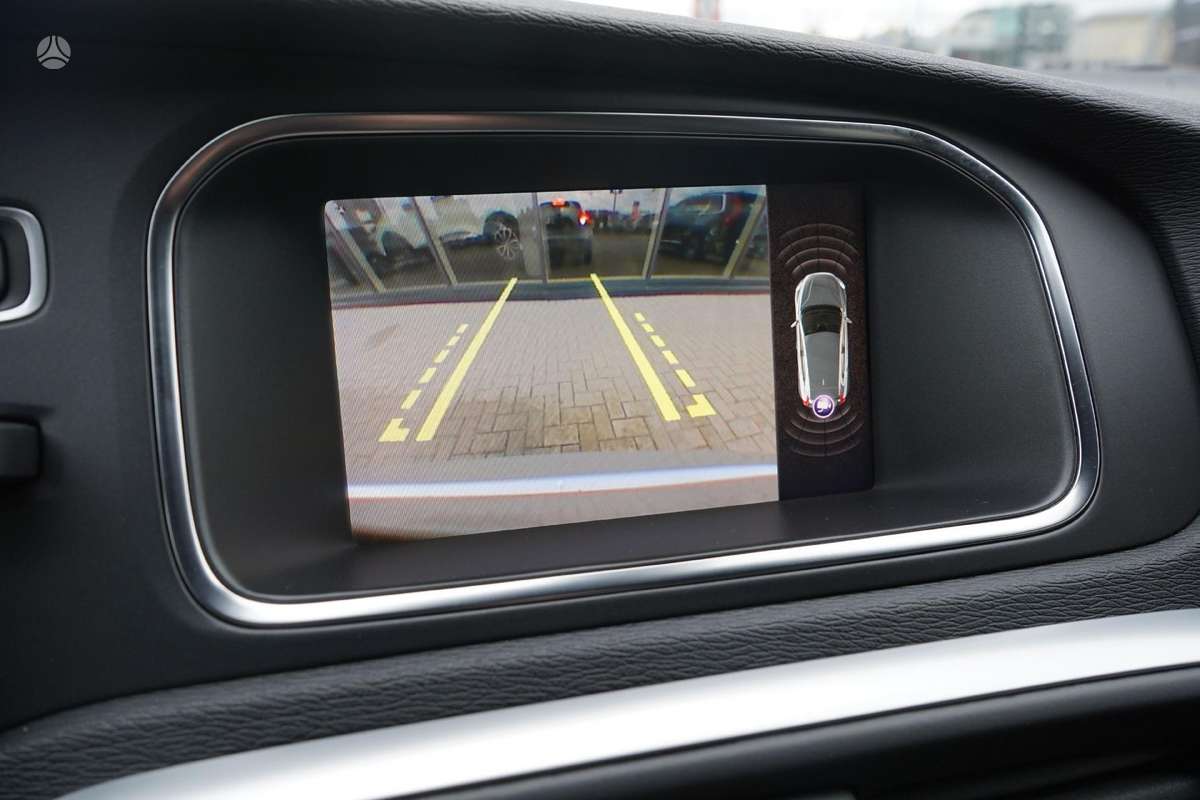Volvo V40, 2.0 l., hatchback