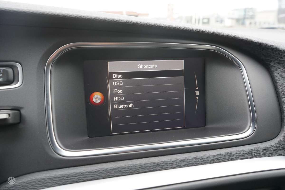 Volvo V40, 2.0 l., Хэтчбек