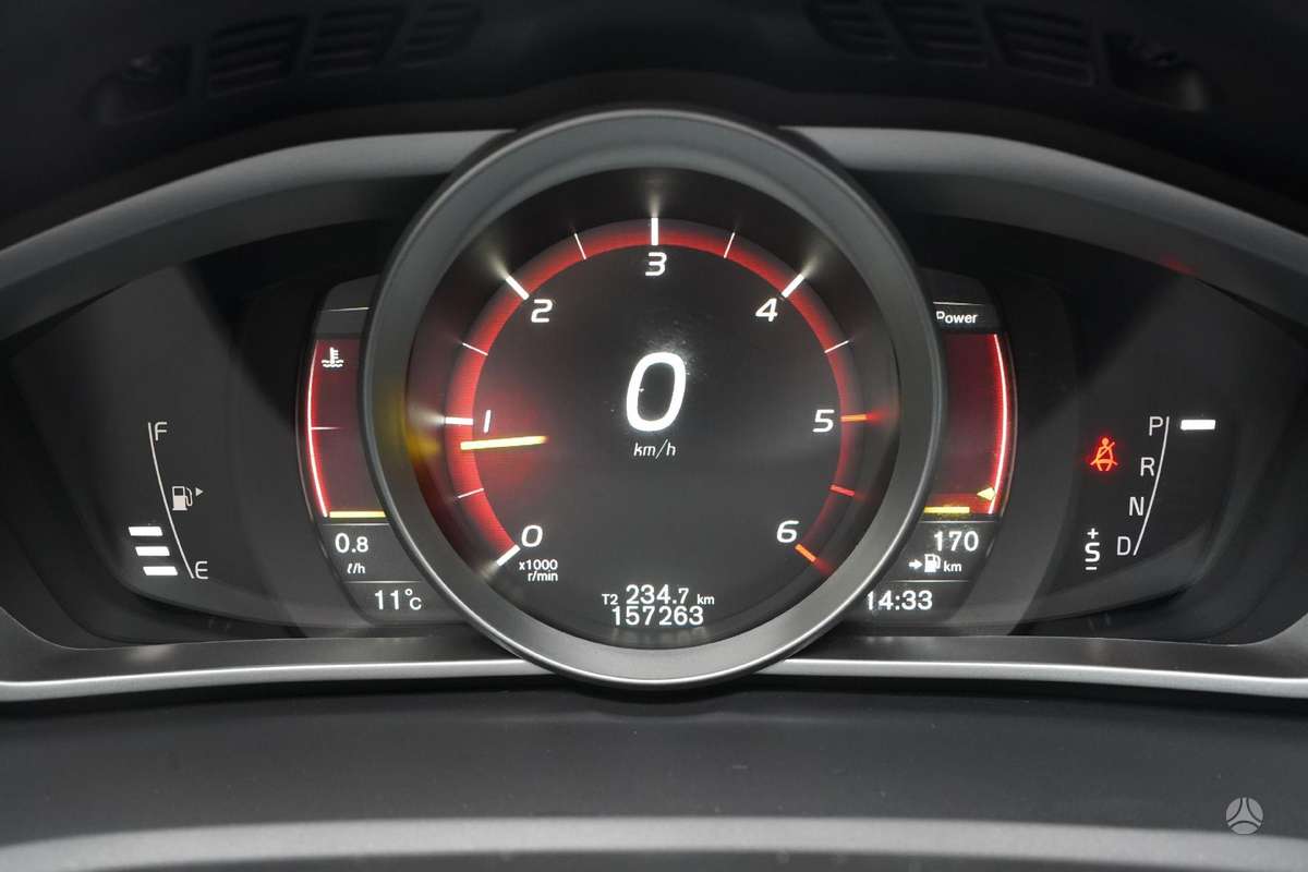 Volvo V40, 2.0 l., hatchback