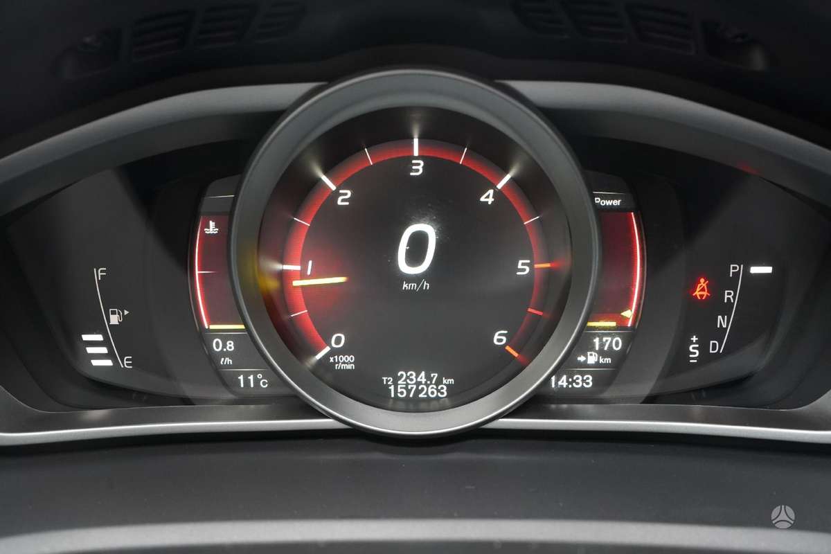 Volvo V40, 2.0 l., Хэтчбек