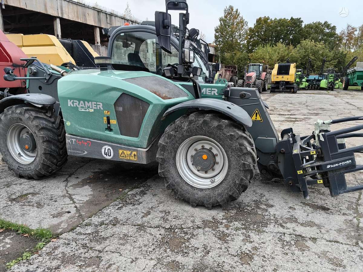 Kramer KT447, self-propelled loaders