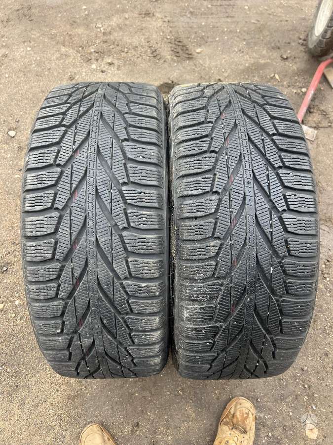 Nokian, universalios 255/45 R20