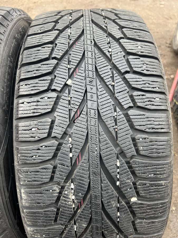 Nokian, winter 275/45 R20