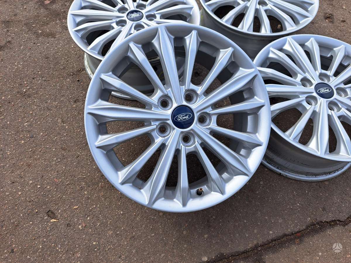 Ford Focus, light alloy, R16